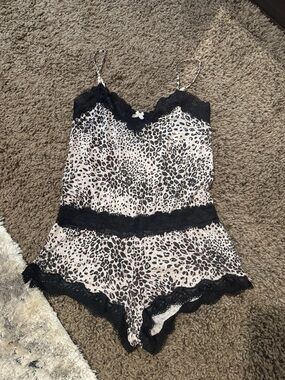 Victorias Secret Leopard Print Lace Trim Romper